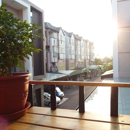 Happy Home B&B Wujie Exterior photo